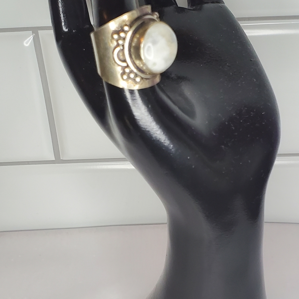 Rainbow moonstone  925 stamped sterling silver size 6